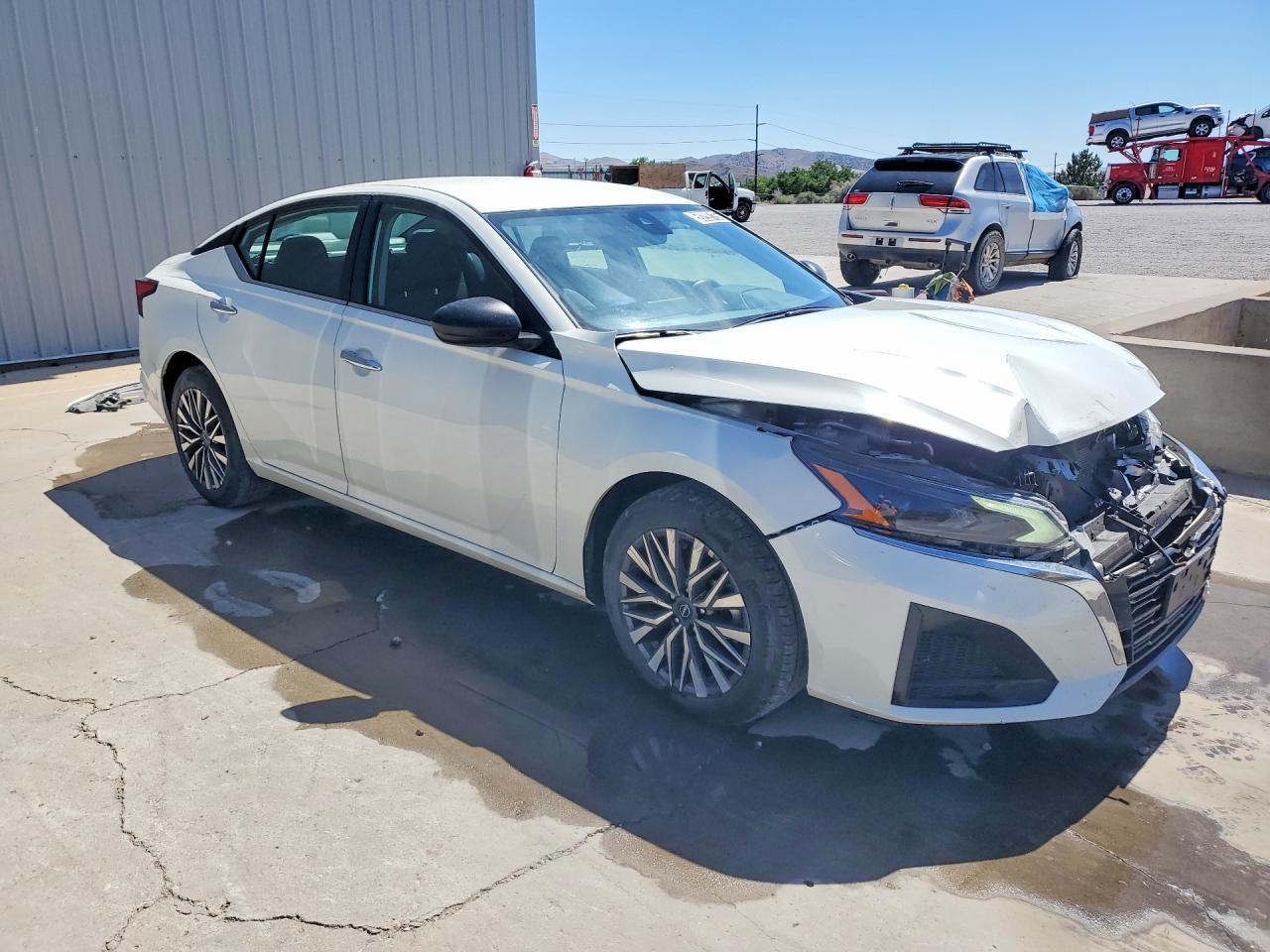 2025 NISSAN ALTIMA