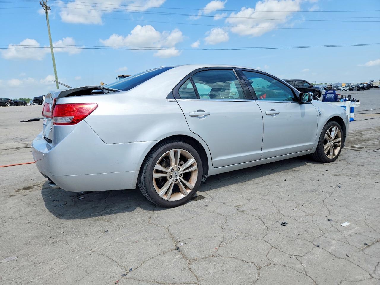 2010 LINCOLN MKZ