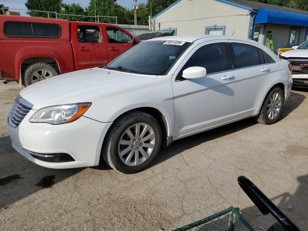 2013 CHRYSLER 200