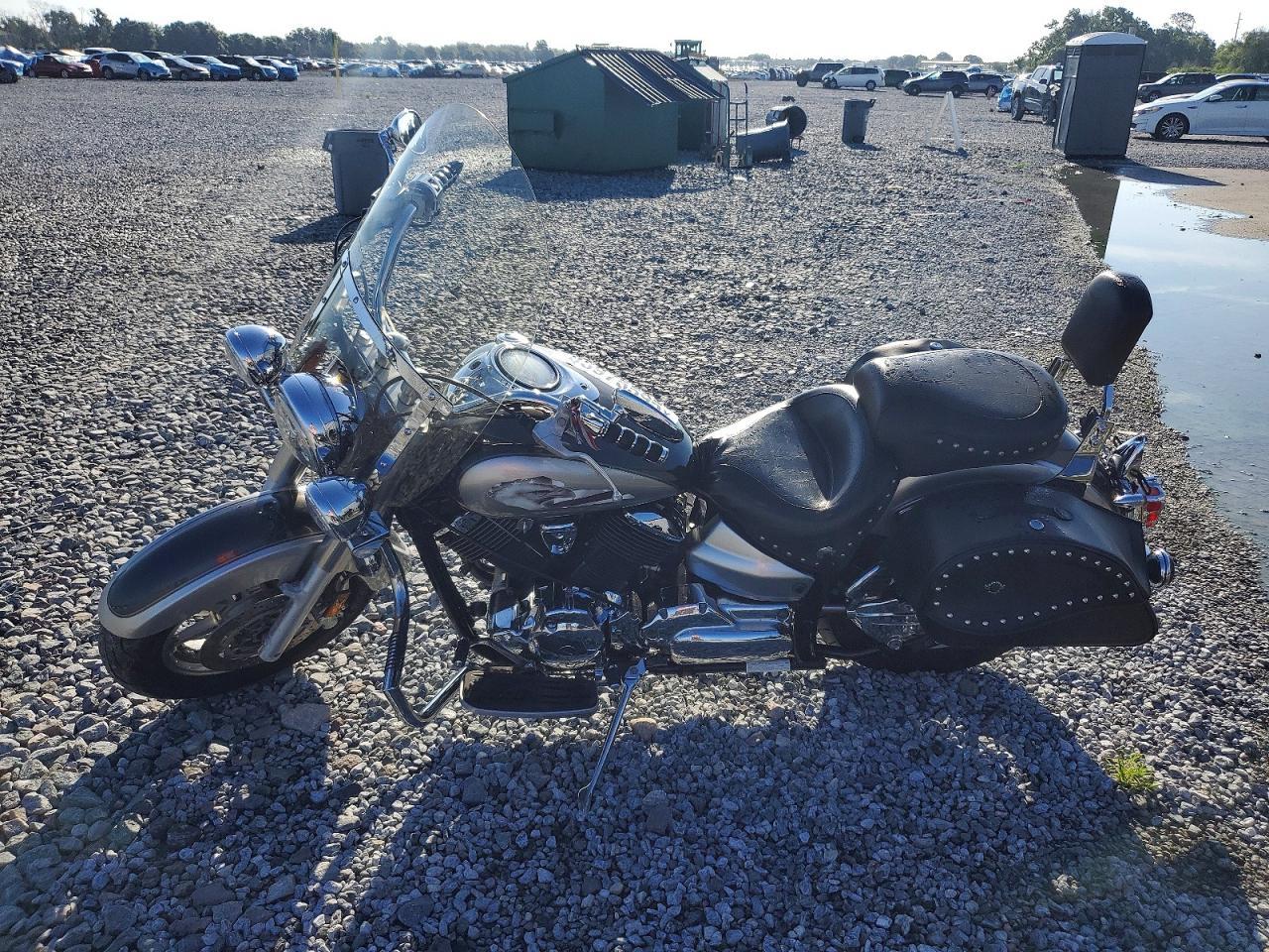2004 YAMAHA Xvs1100