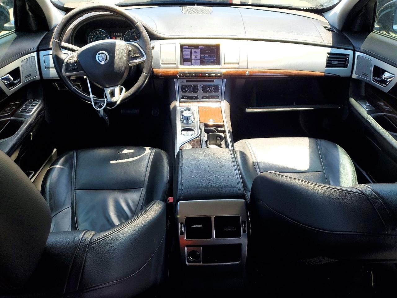 2013 JAGUAR XF