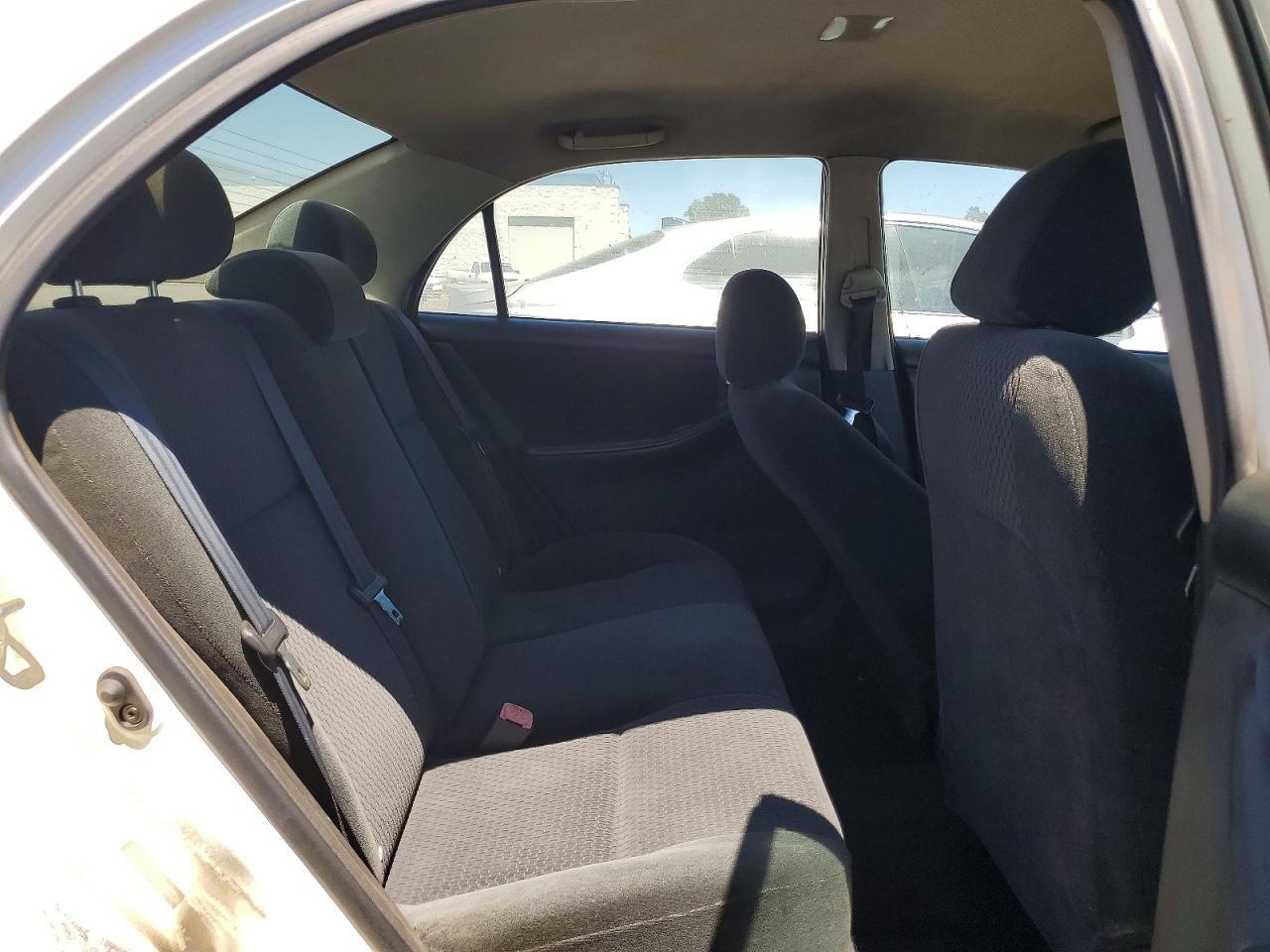 2005 TOYOTA COROLLA