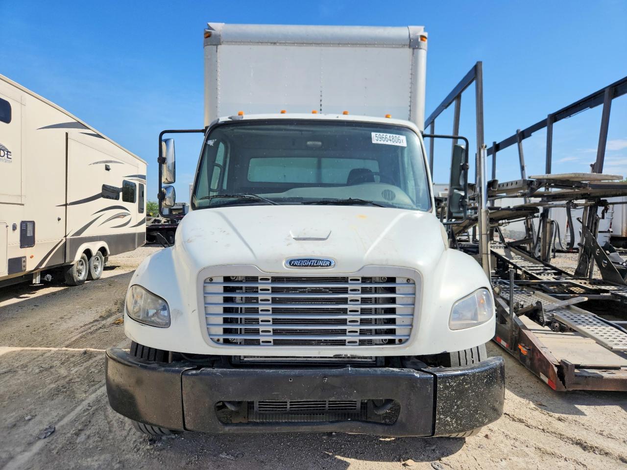 2014 FREIGHTLINER M2 106