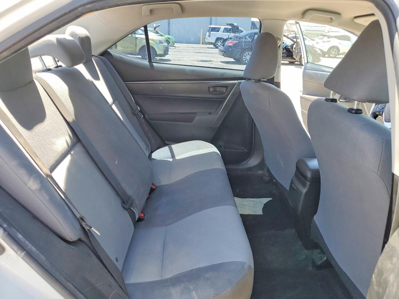 2016 TOYOTA COROLLA