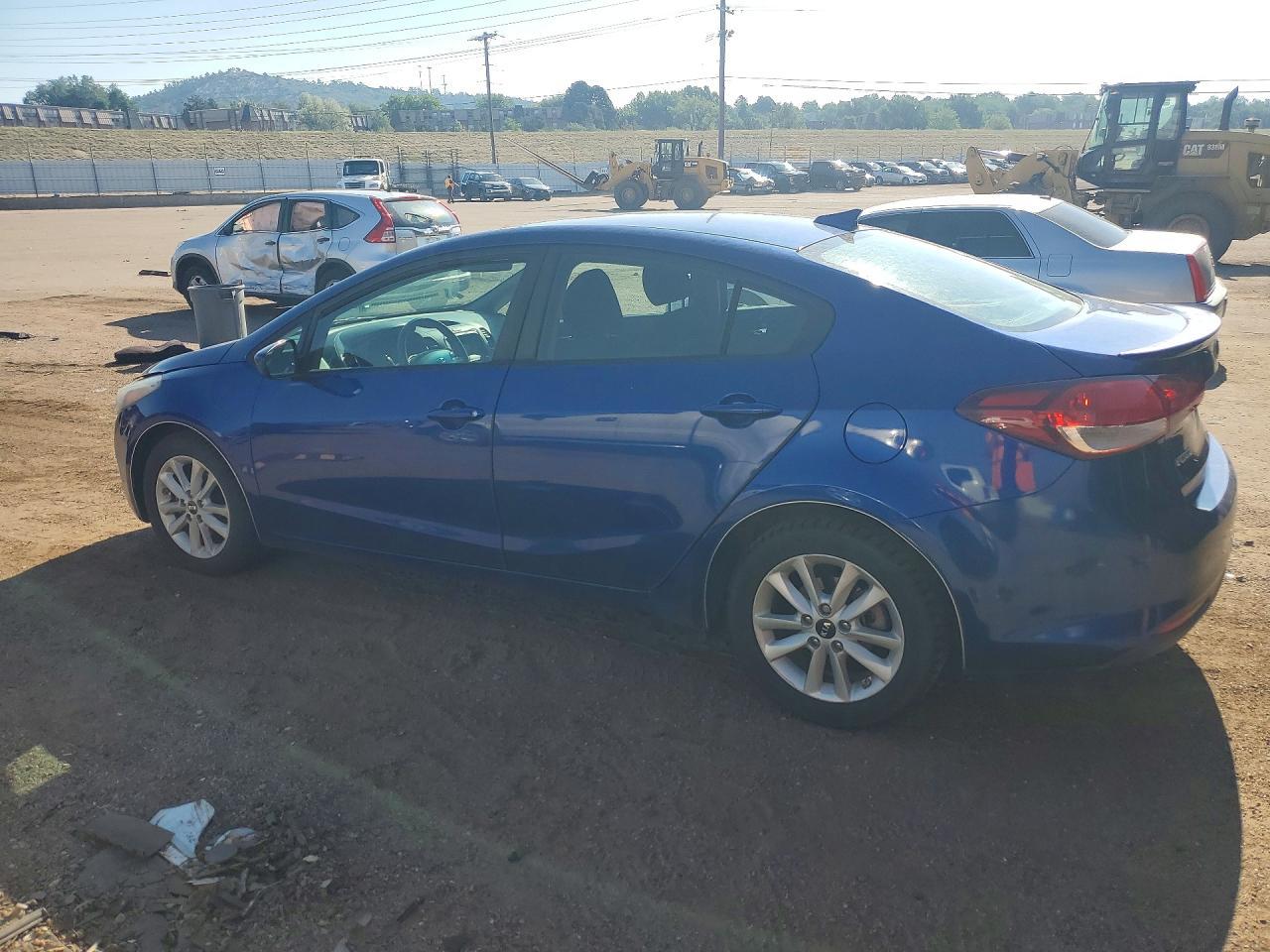 2017 KIA FORTE