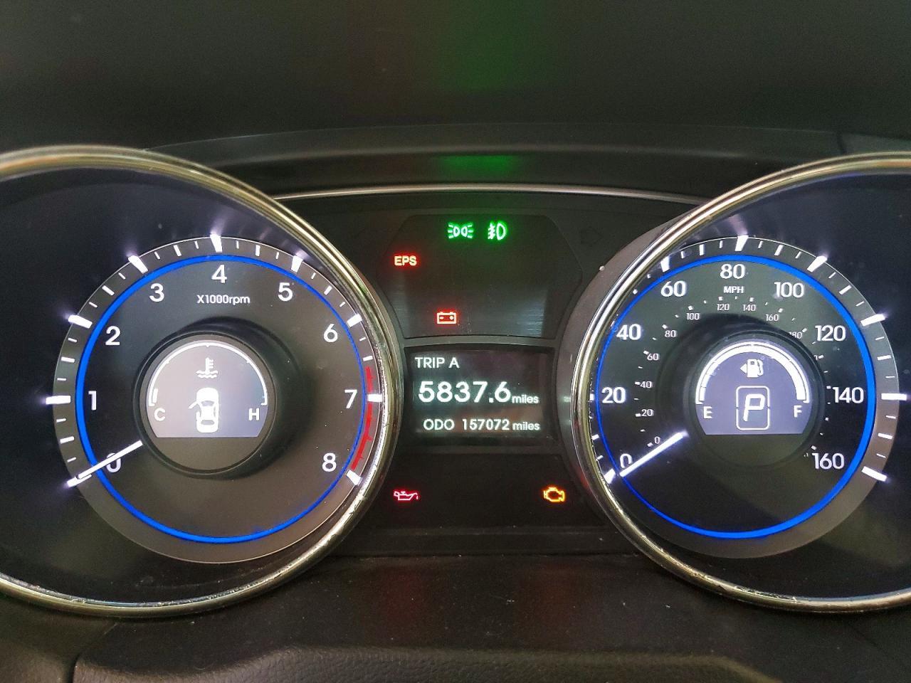 2011 HYUNDAI SONATA