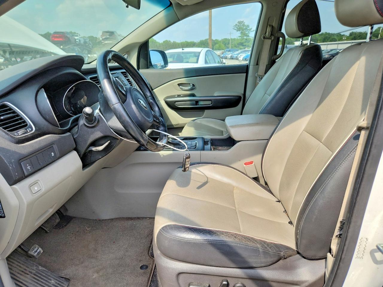 2017 KIA SEDONA