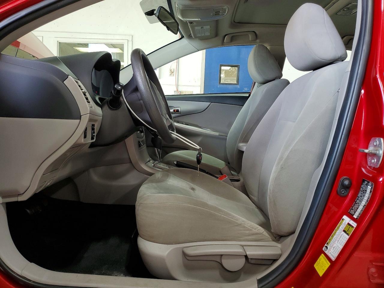 2011 TOYOTA COROLLA