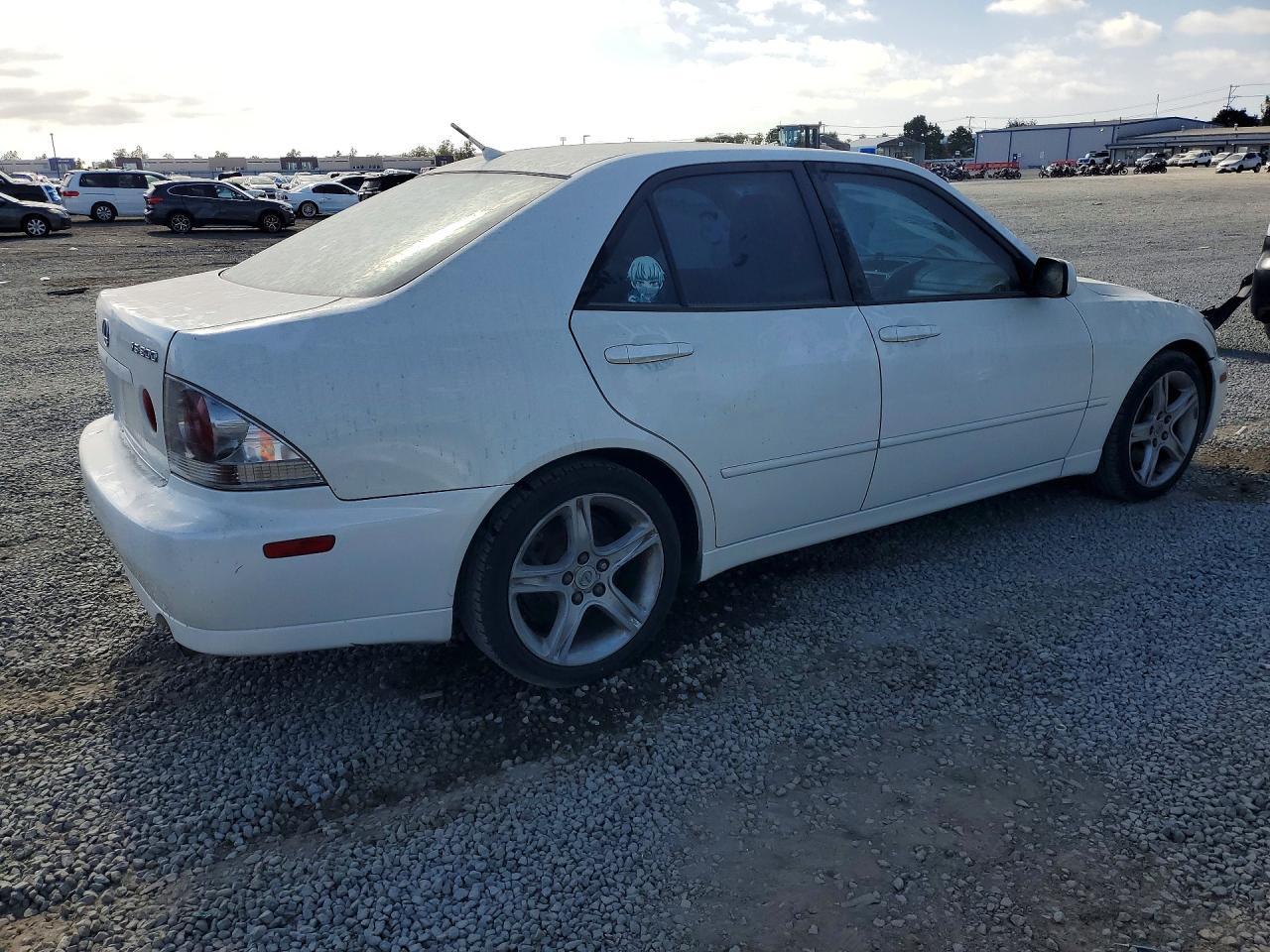2001 LEXUS IS 300