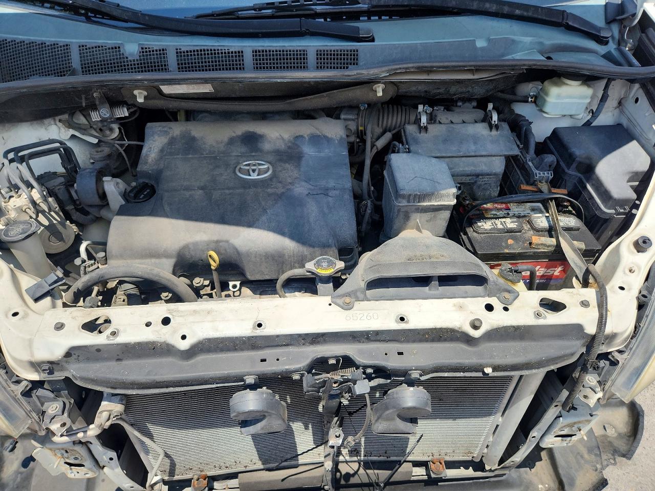 2016 TOYOTA SIENNA