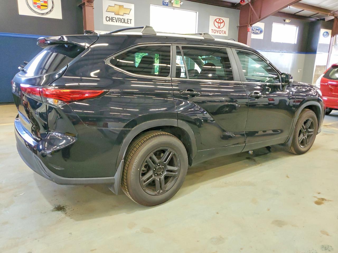 2023 TOYOTA HIGHLANDER