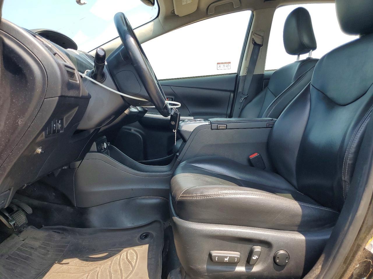 2016 TOYOTA PRIUS V