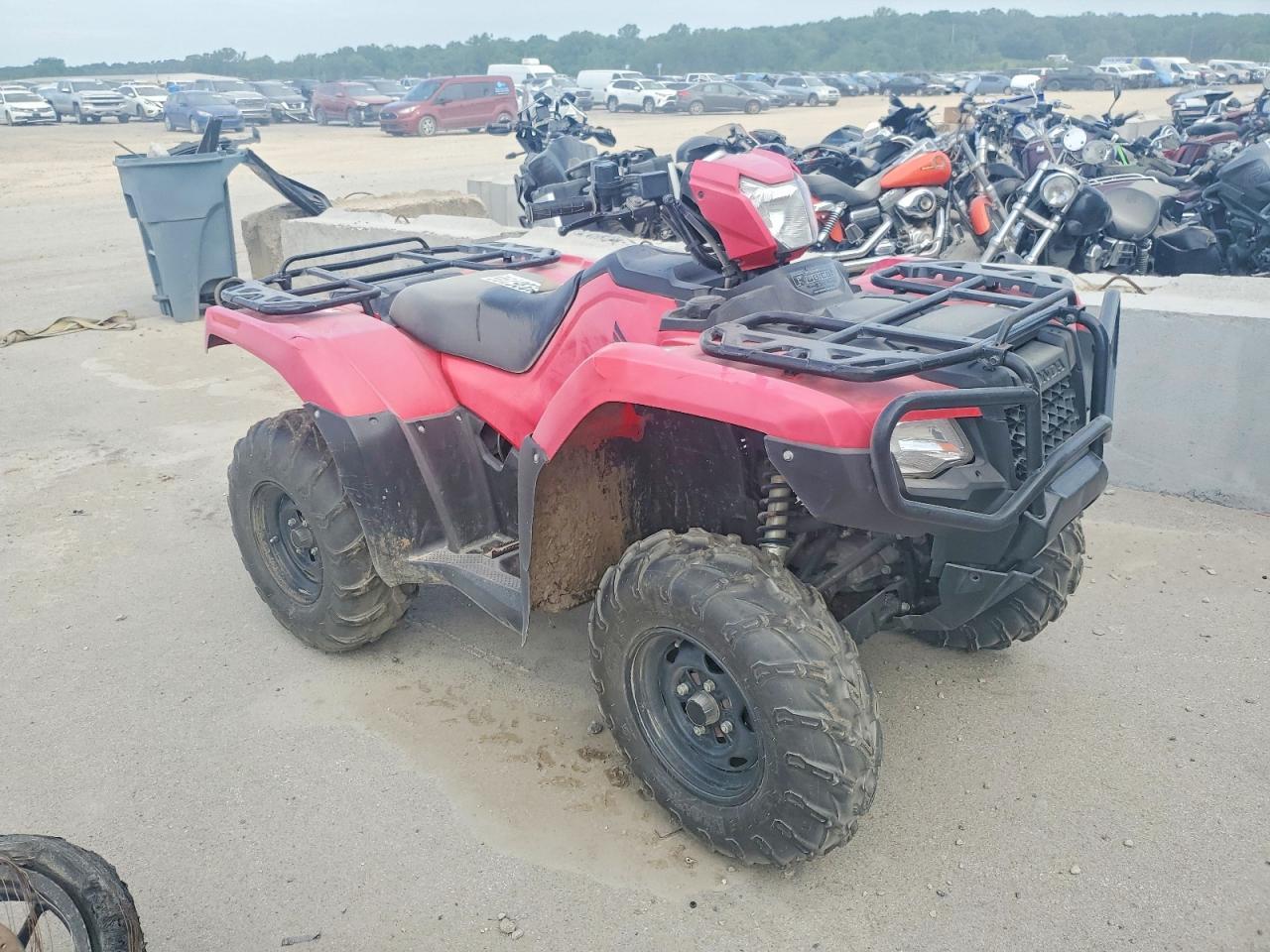 2016 HONDA Trx500