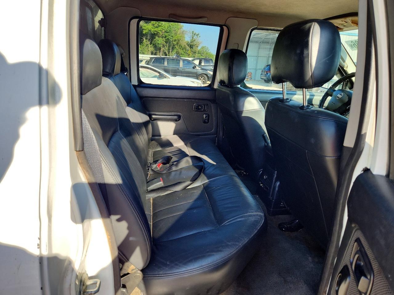 2004 NISSAN Frontier