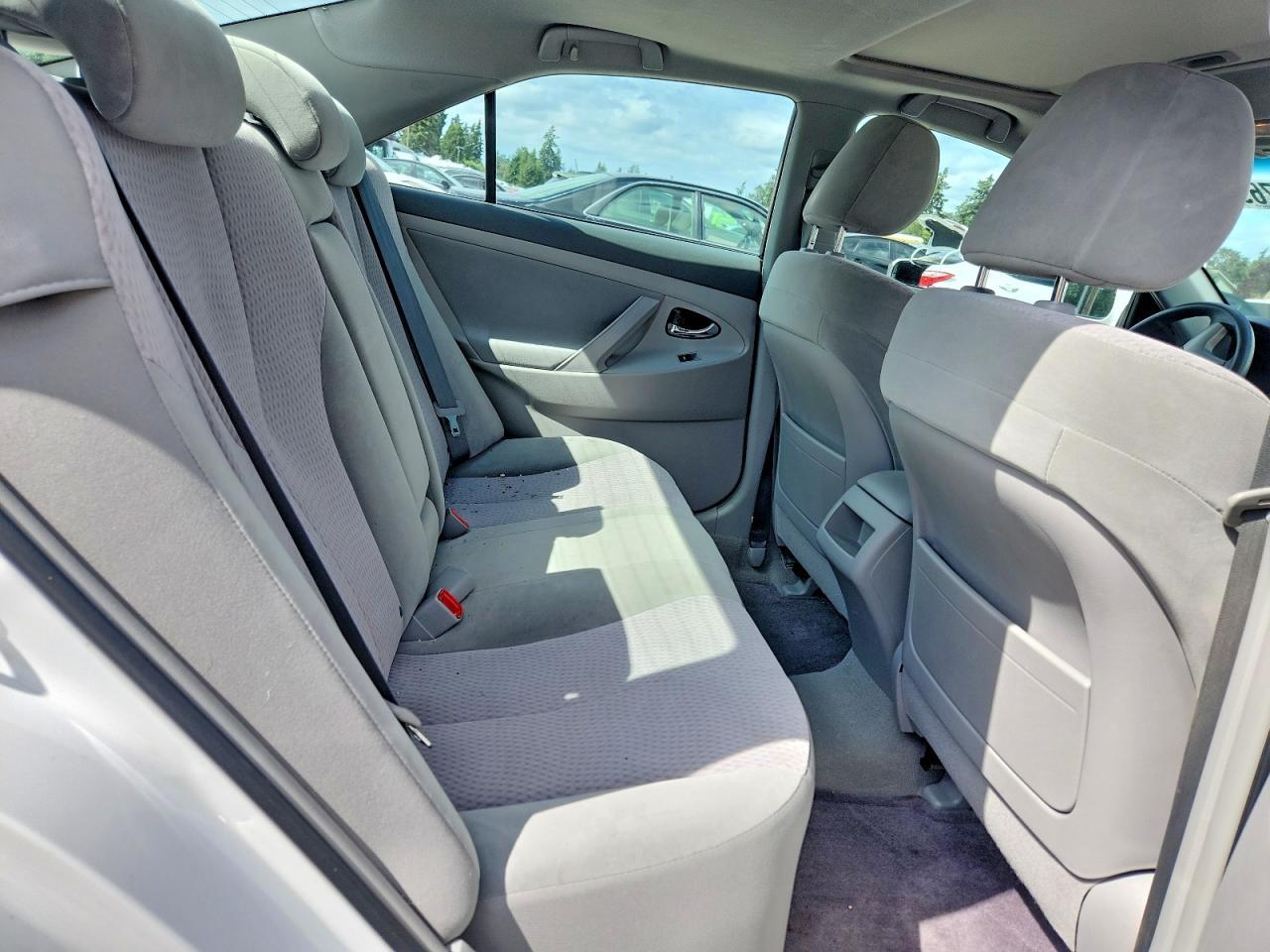 2011 TOYOTA CAMRY