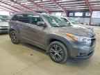 2016 TOYOTA HIGHLANDER