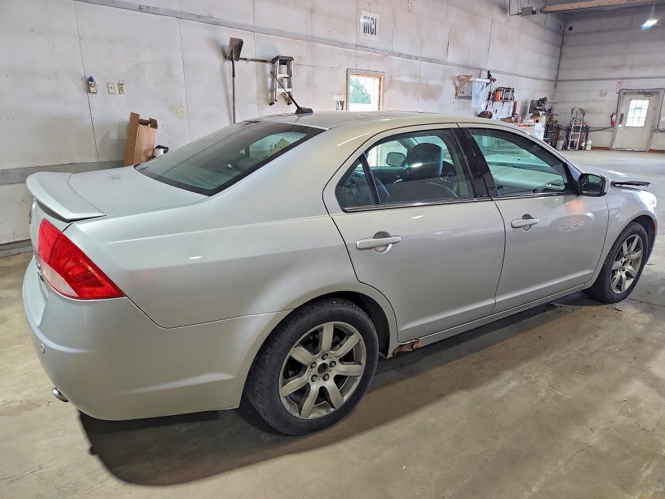 2010 MERCURY Milan