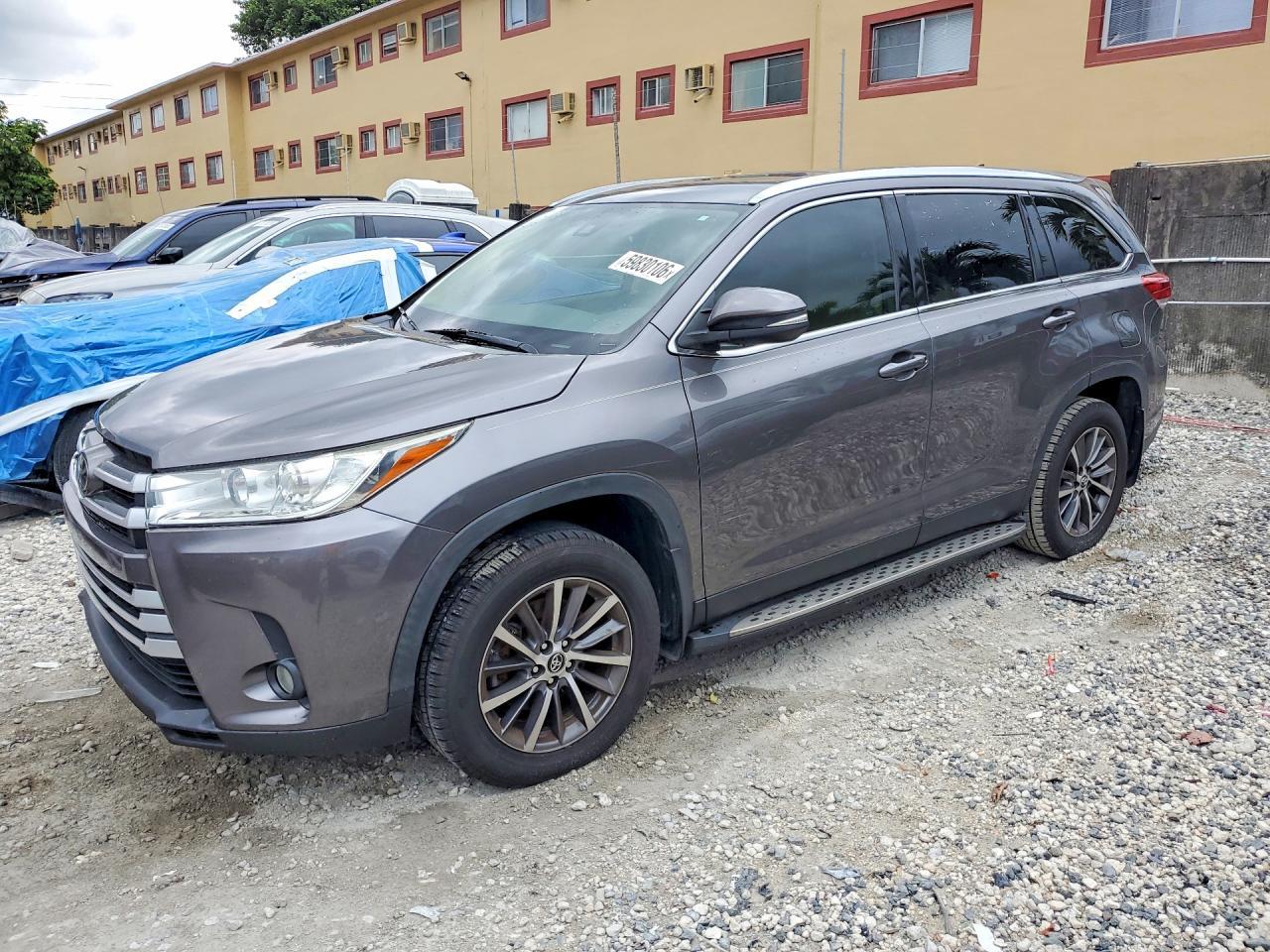 2019 TOYOTA HIGHLANDER