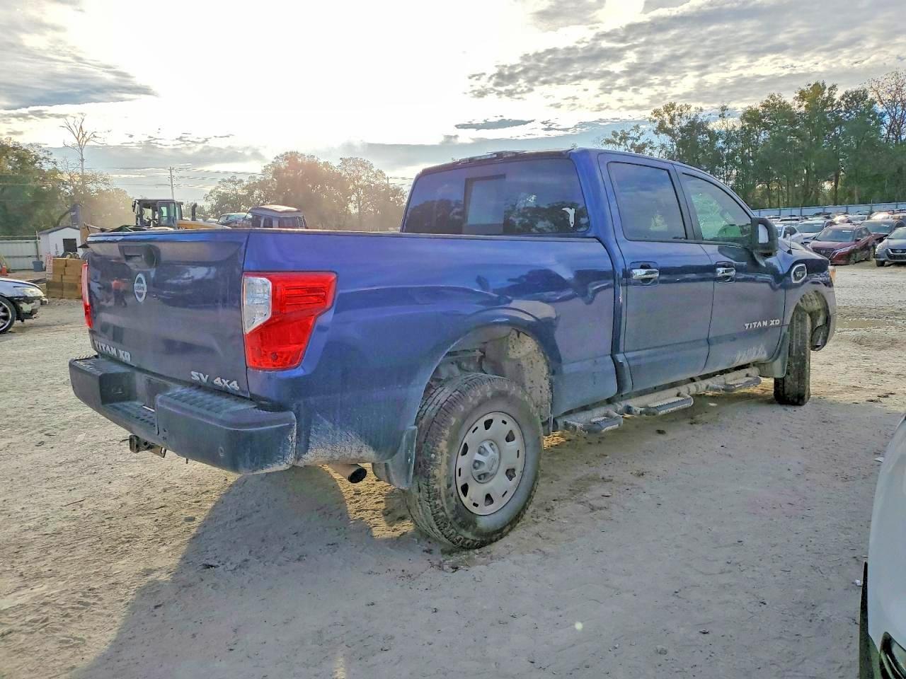 2021 NISSAN Titan