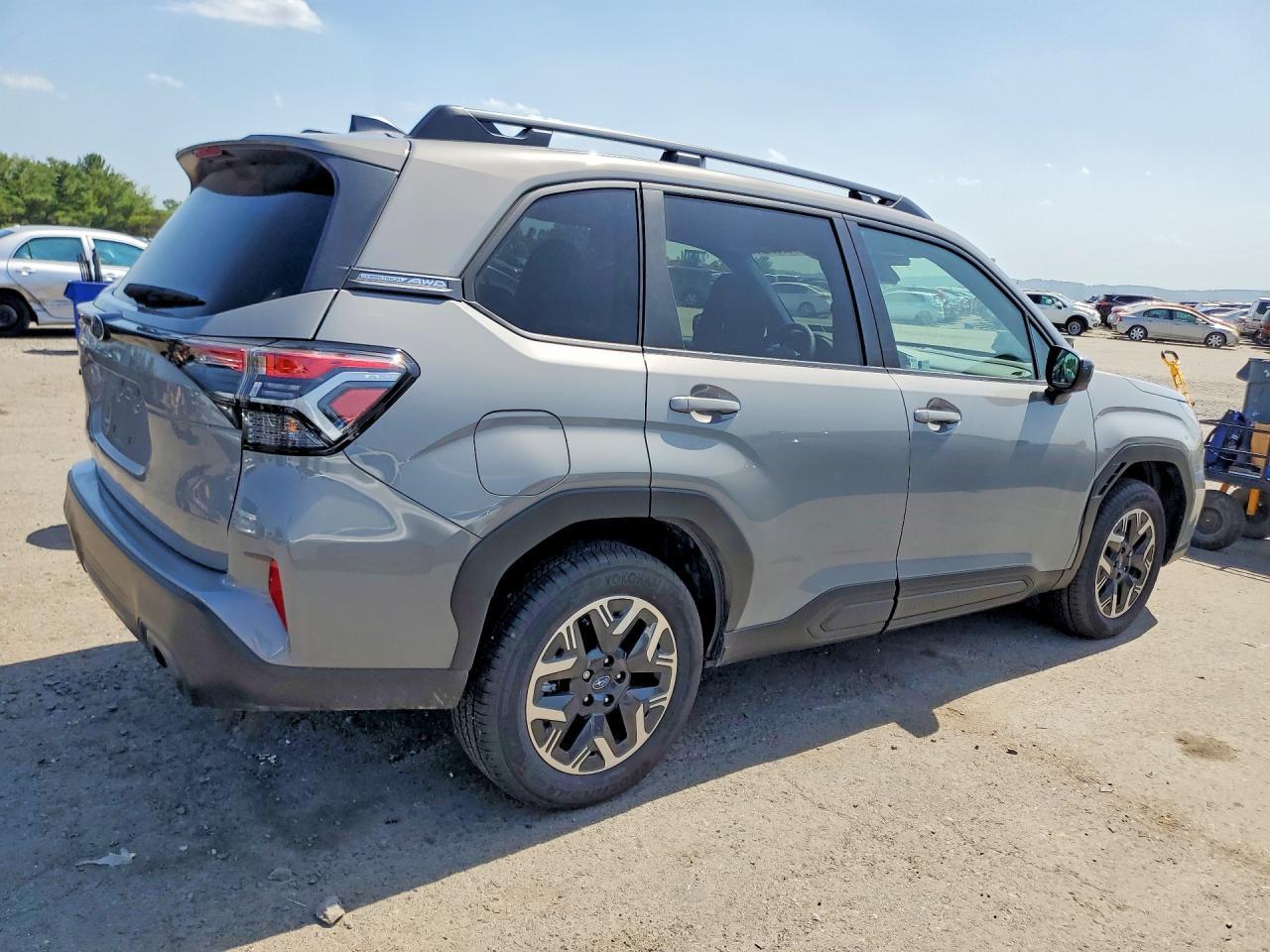 2025 SUBARU FORESTER
