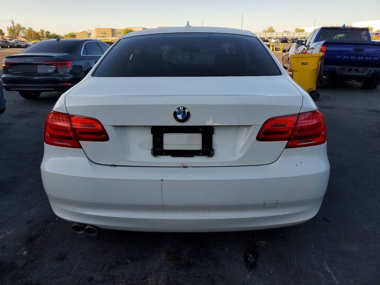 2011 BMW 3 SERIES
