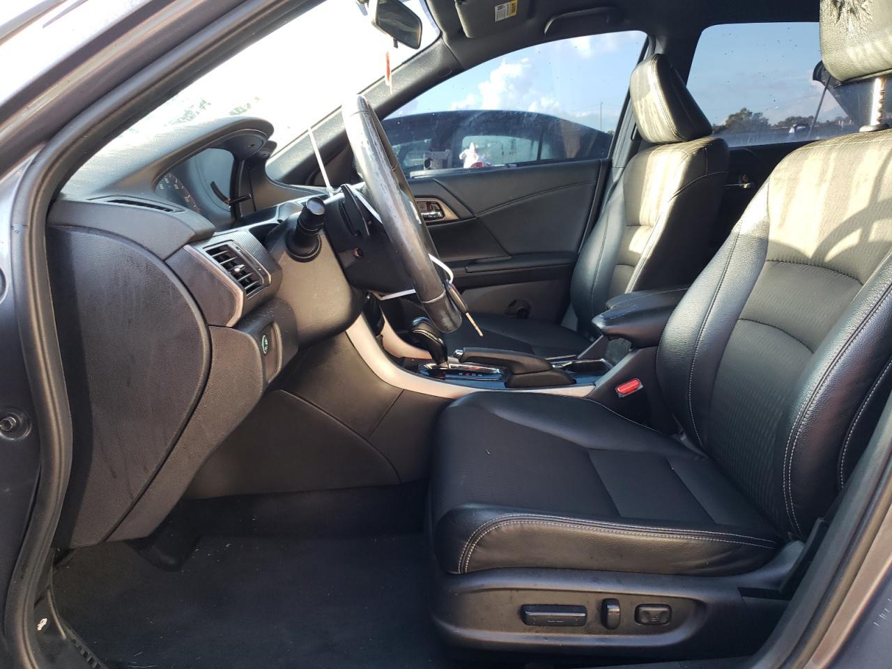 2017 HONDA ACCORD