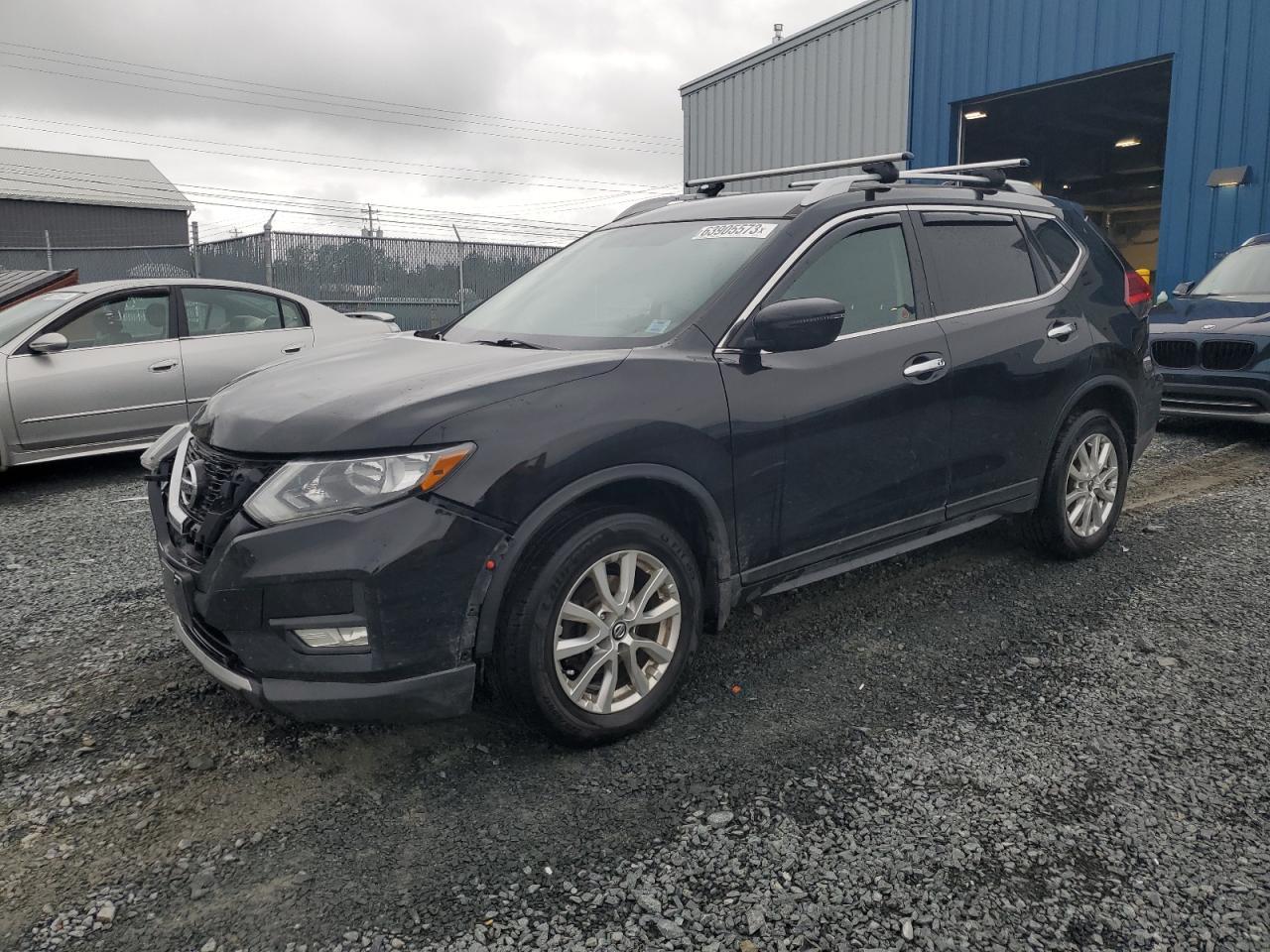 2017 NISSAN ROGUE