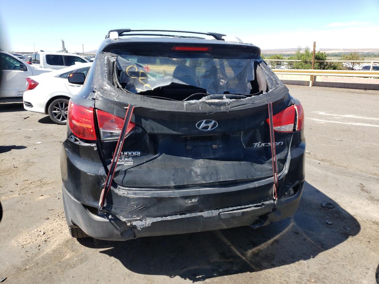 2012 HYUNDAI TUCSON