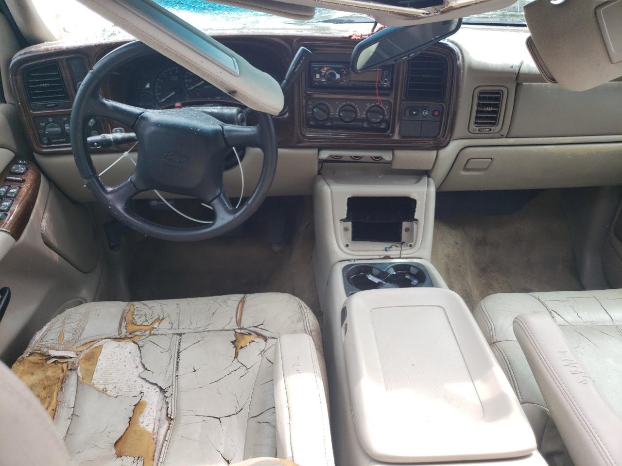 2002 CHEVROLET Suburban