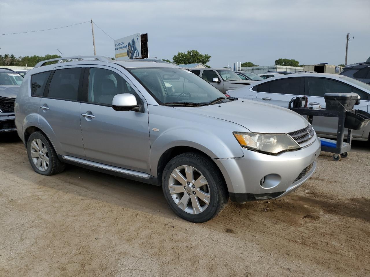 2008 MITSUBISHI outlander