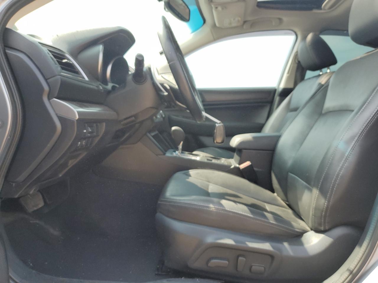 2016 SUBARU Legacy