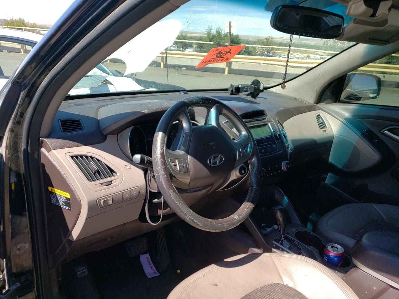 2012 HYUNDAI TUCSON