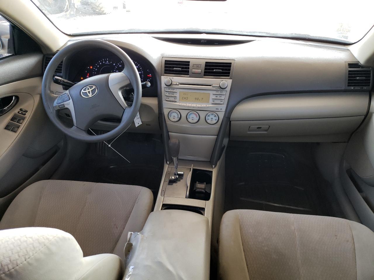 2011 TOYOTA CAMRY