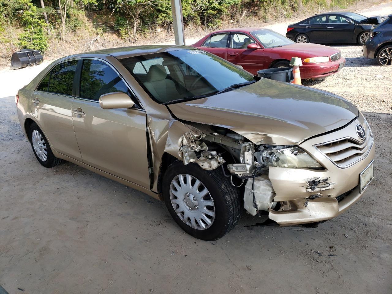 2011 TOYOTA CAMRY