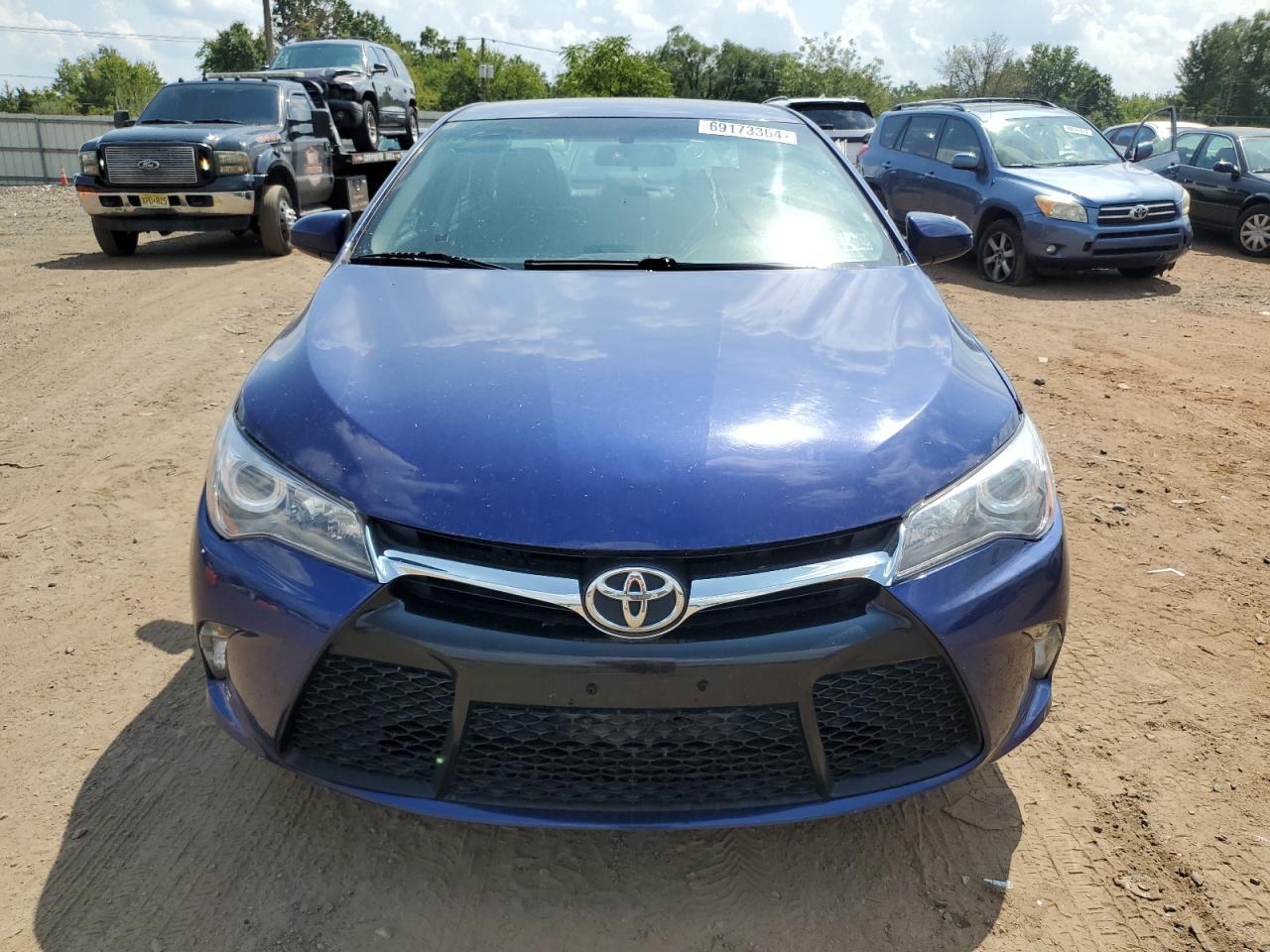 2015 TOYOTA CAMRY