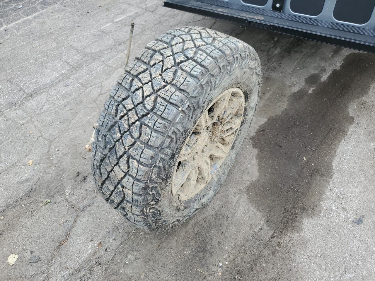 2024 GMC Sierra