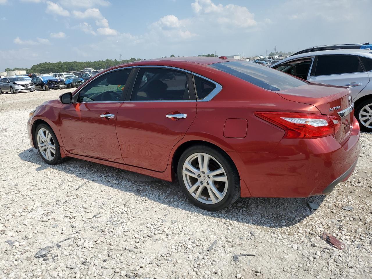 2016 NISSAN ALTIMA