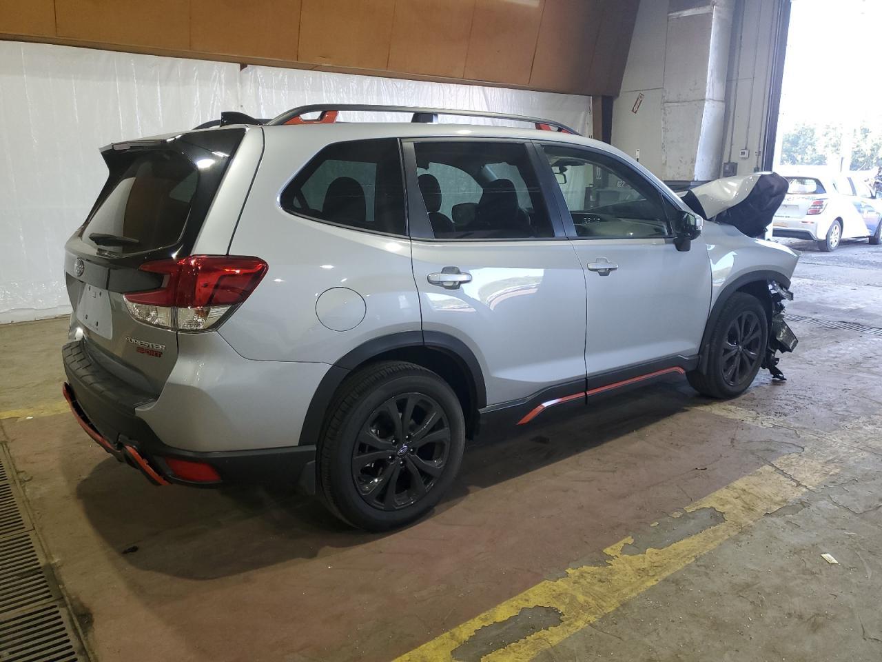 2024 SUBARU FORESTER
