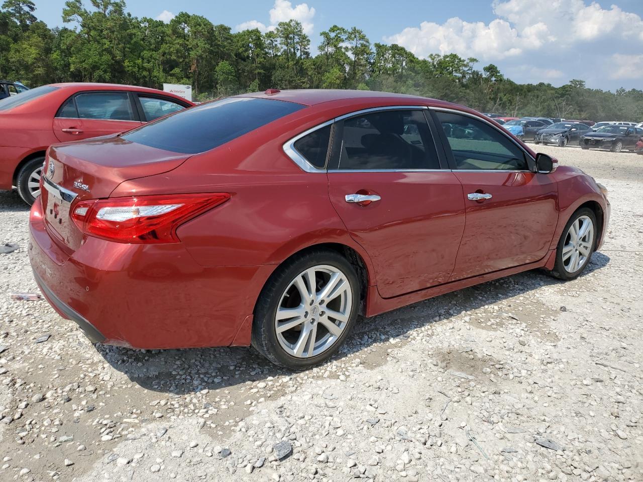 2016 NISSAN ALTIMA