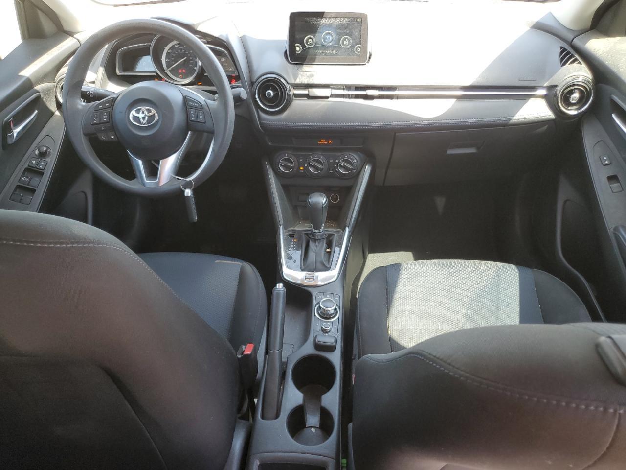 2017 TOYOTA YARIS