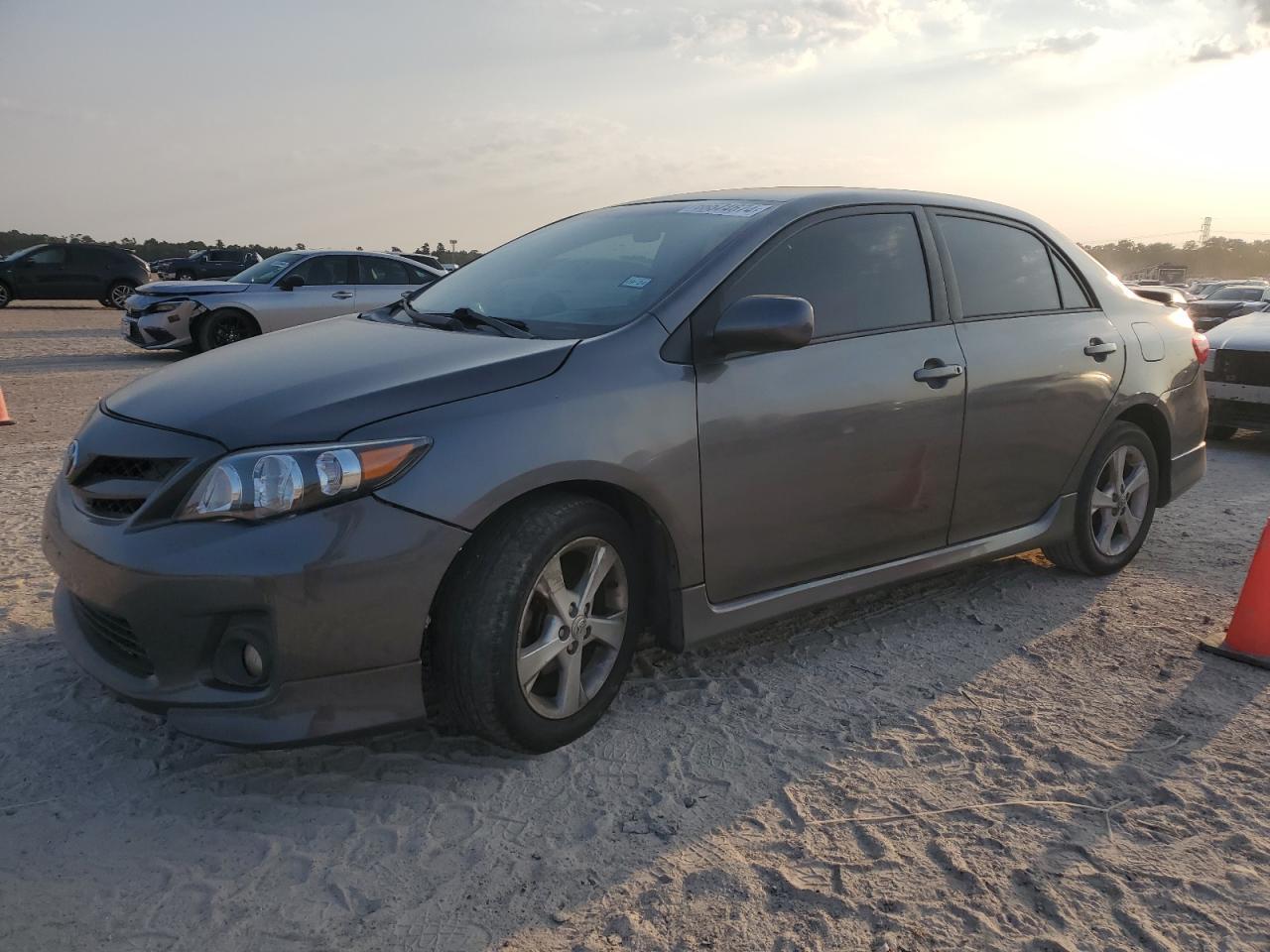 2013 TOYOTA COROLLA