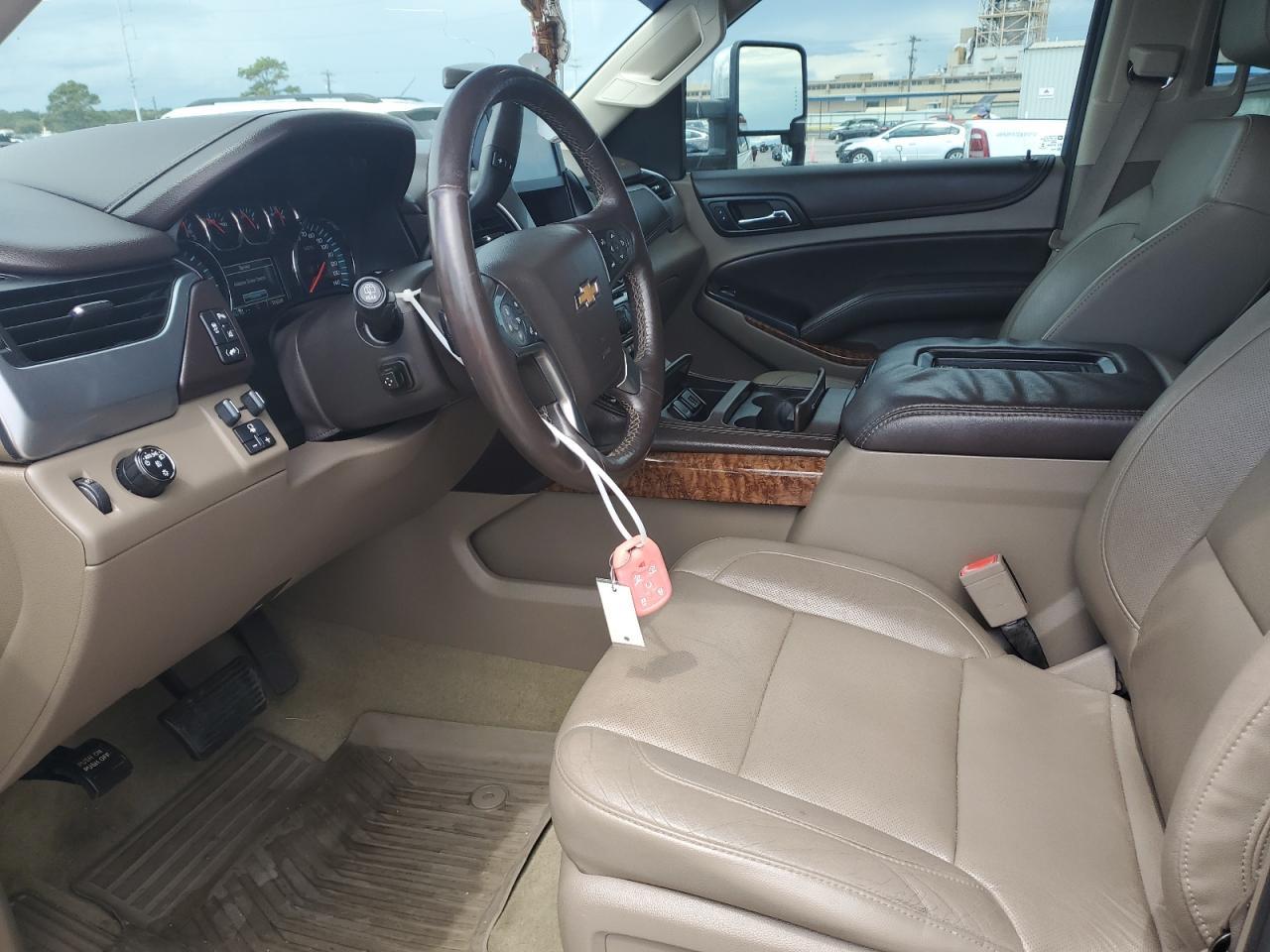 2015 CHEVROLET Suburban