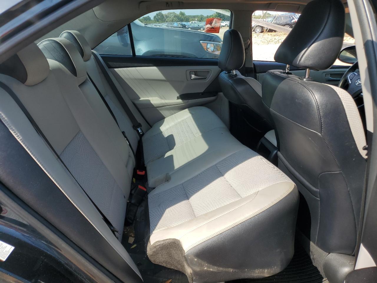 2016 TOYOTA CAMRY