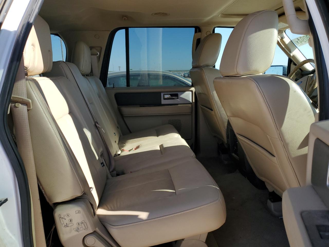 2011 FORD Expedition