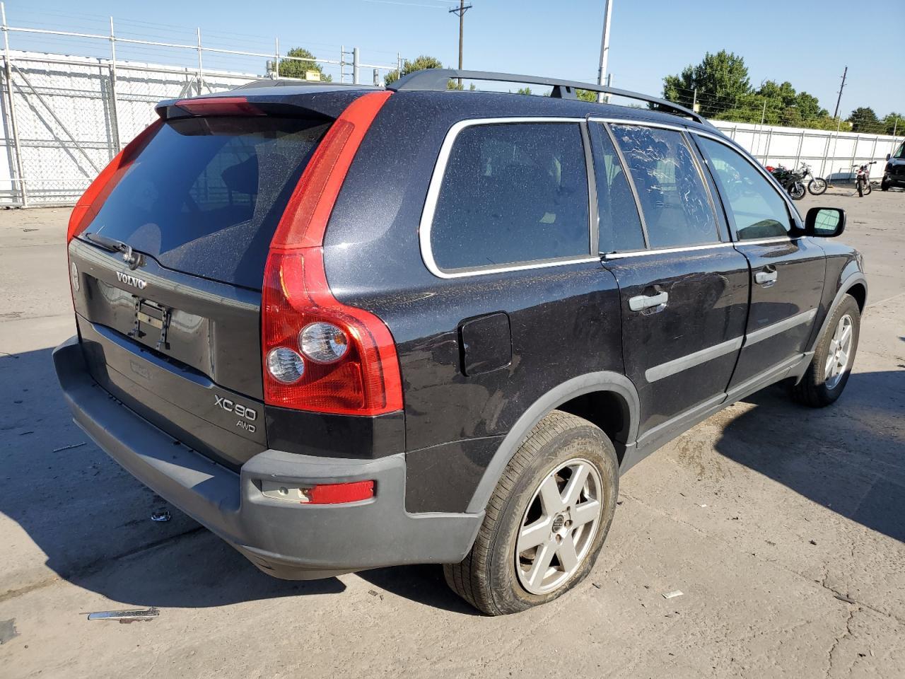 2004 VOLVO XC90