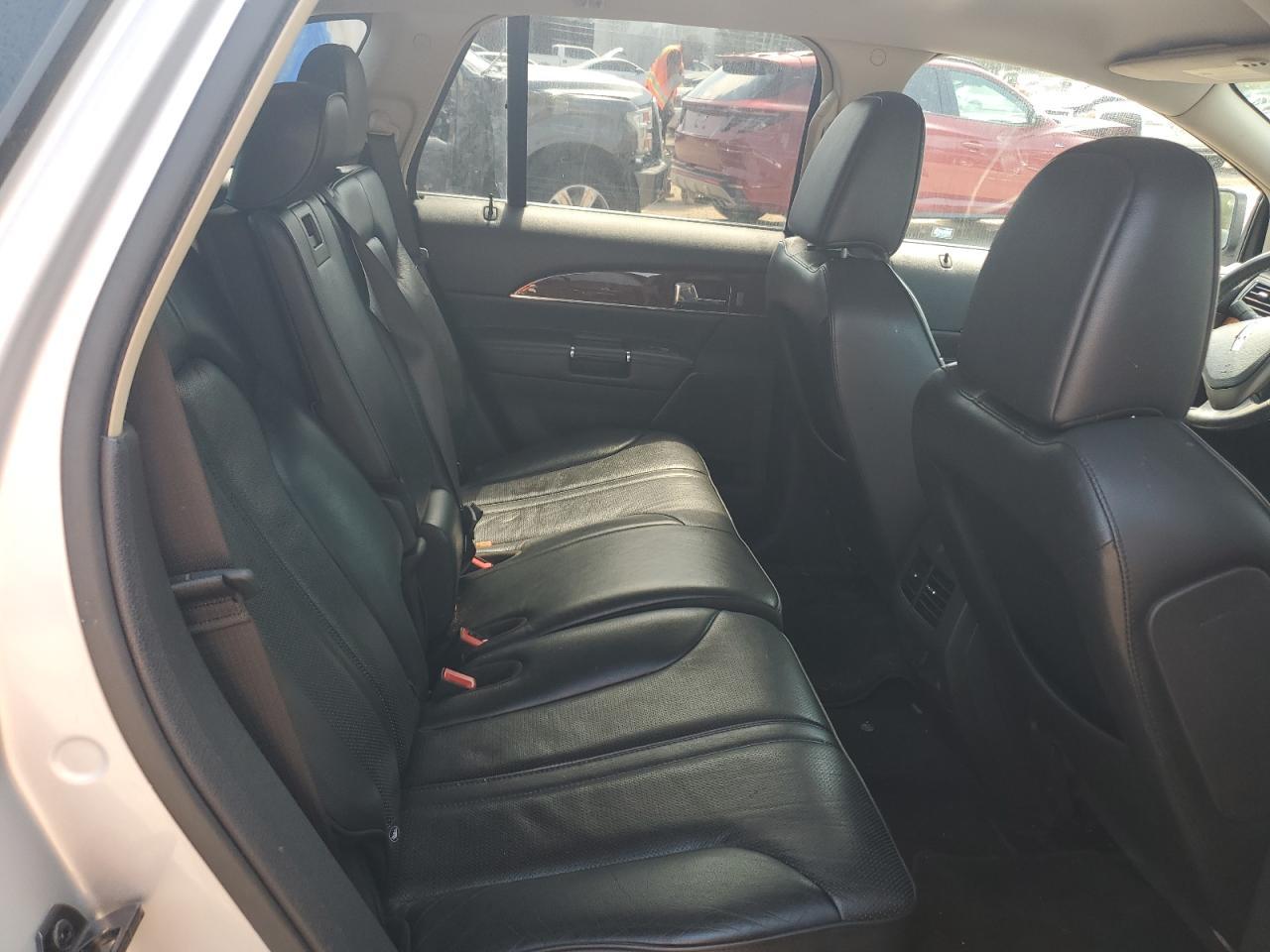2011 LINCOLN MKX