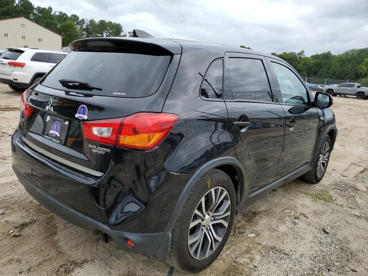 2017 MITSUBISHI outlander
