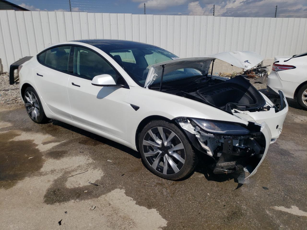 2024 TESLA MODEL 3