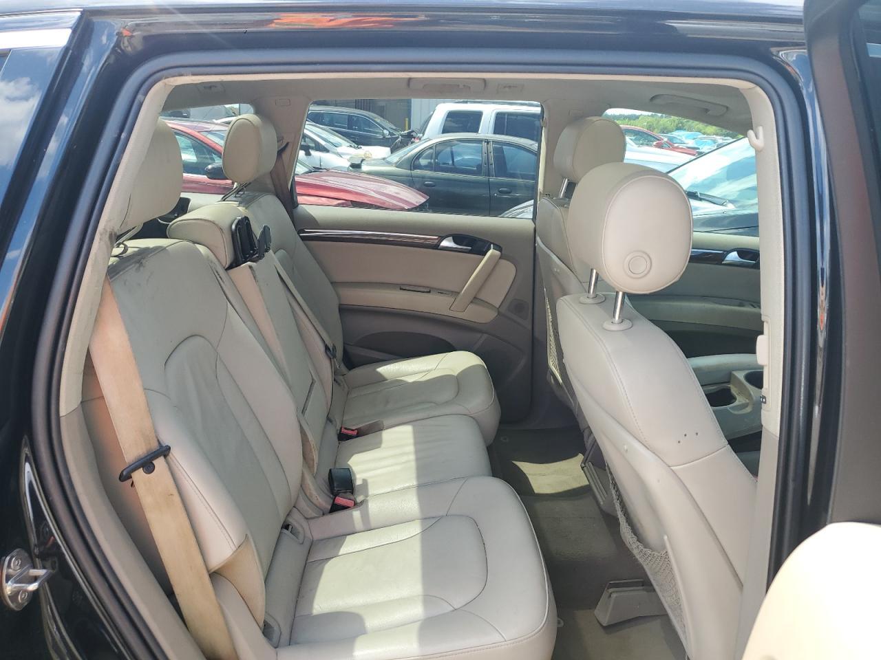 2009 AUDI Q7