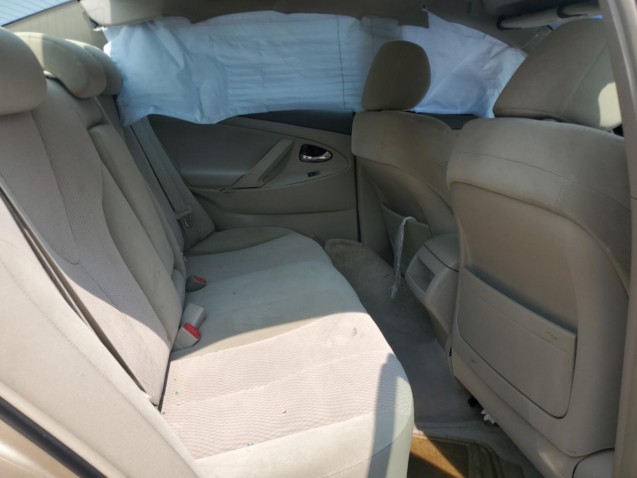 2010 TOYOTA CAMRY